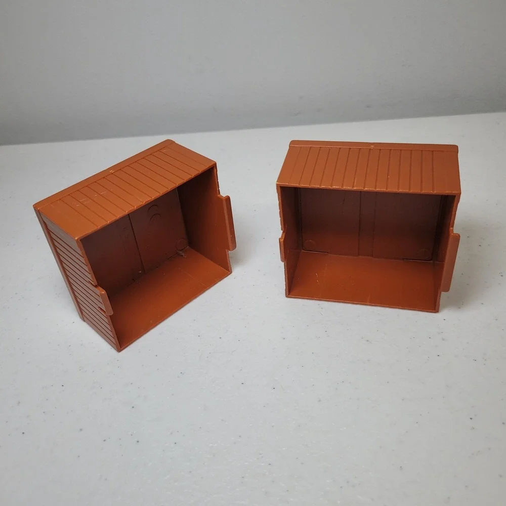 Thomas Friends Trackmaster Brown Cargo‎ Crate Replacement Box Half Plastic 2pc